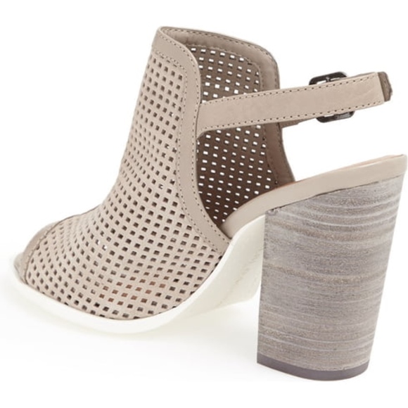 🆕 Kelsi Dagger Heels - Picture 8 of 17